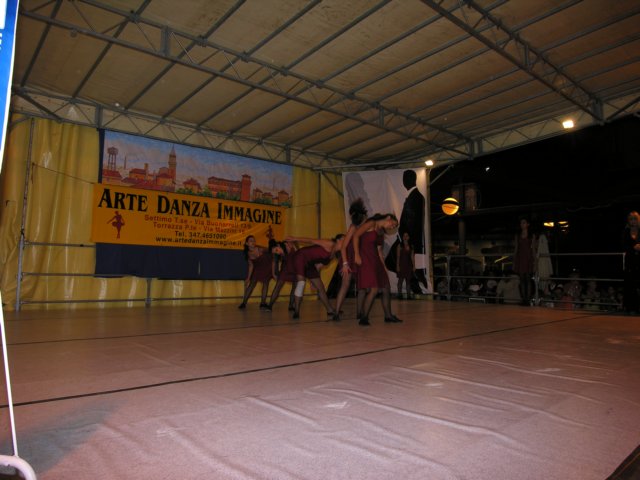 spettacolokledisettimo20070906074.jpg